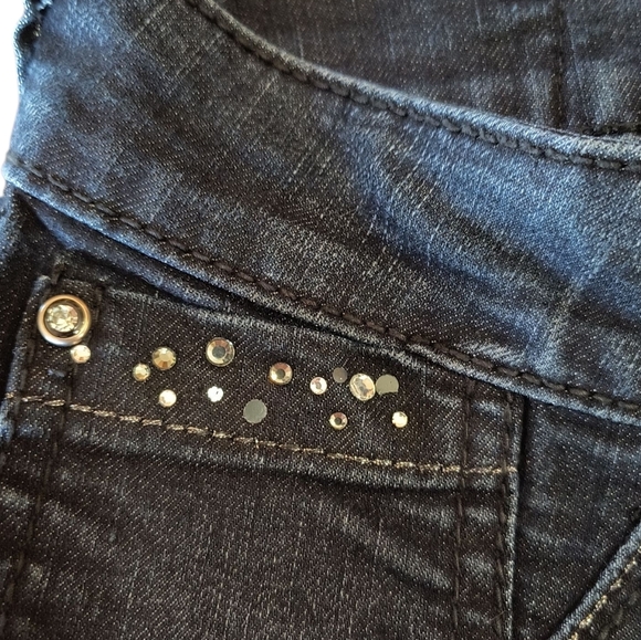 Maurices Dark Blue Skinny Jeans with Embellished Pockets Size 18 - Picture 5 of 7